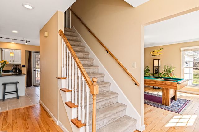 248 Lawnwood Drive, Williston, VT 05495
