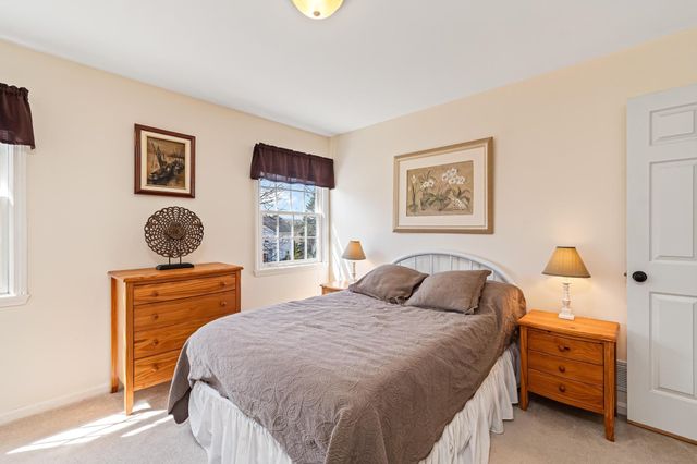 248 Lawnwood Drive, Williston, VT 05495