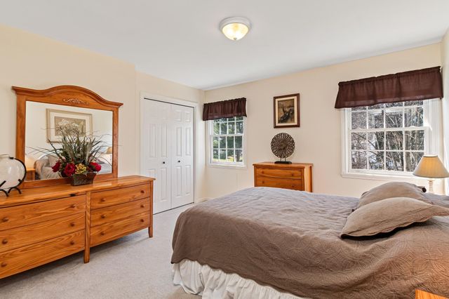248 Lawnwood Drive, Williston, VT 05495