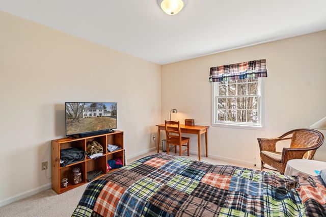248 Lawnwood Drive, Williston, VT 05495