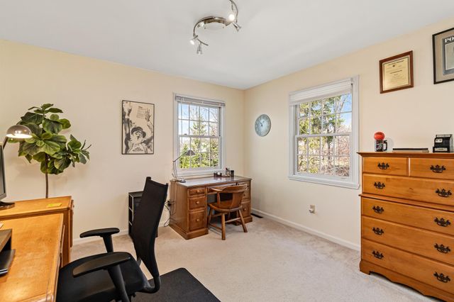 248 Lawnwood Drive, Williston, VT 05495