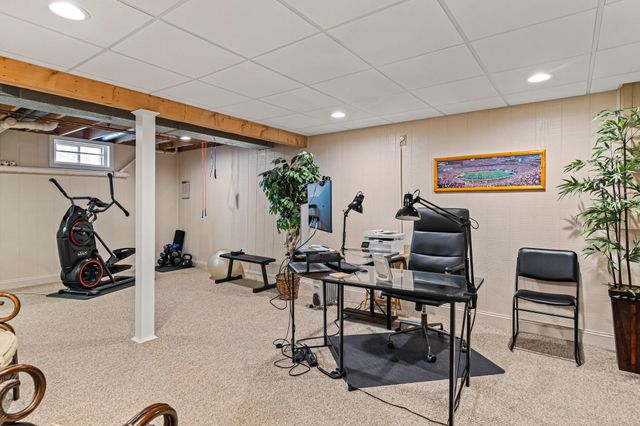 248 Lawnwood Drive, Williston, VT 05495