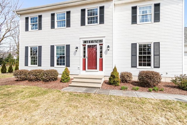248 Lawnwood Drive, Williston, VT 05495
