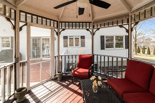 248 Lawnwood Drive, Williston, VT 05495