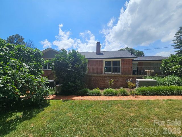 201 Country Club Circle, Shelby, NC 28150