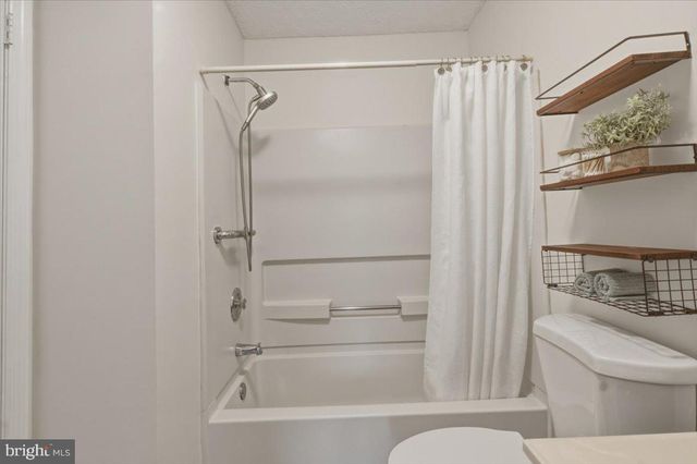 115 W O ST, Purcellville, VA 20132