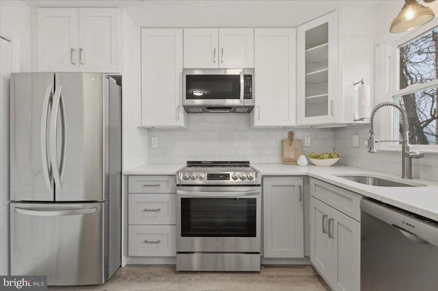 115 W O ST, Purcellville, VA 20132