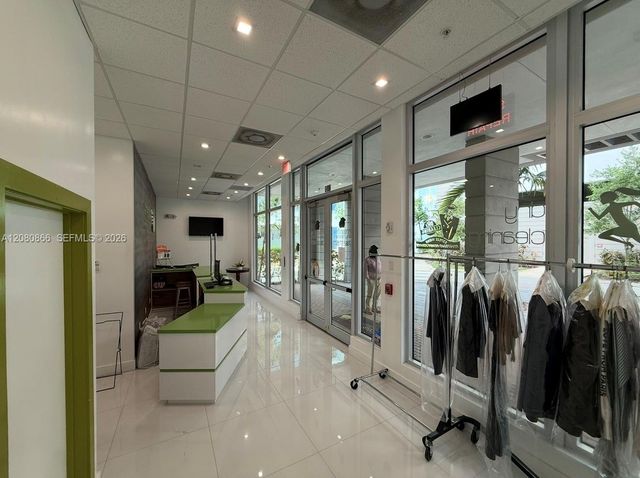7885 NW 107th Avenue 406, Doral, FL 33178