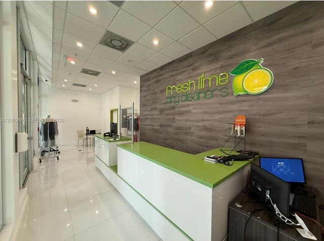 7885 NW 107th Avenue 406, Doral, FL 33178