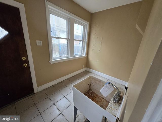 3850 N REESE ST, Philadelphia, PA 19140