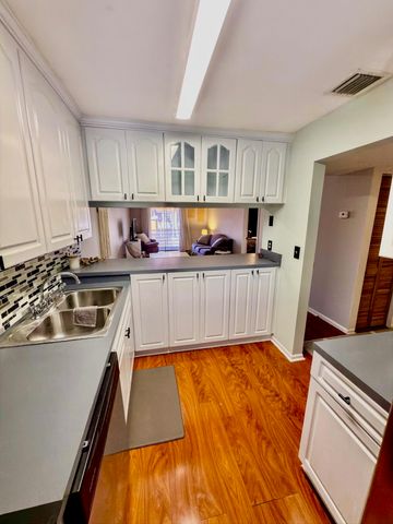 7610 Stirling Road 204c, Davie, FL 33024