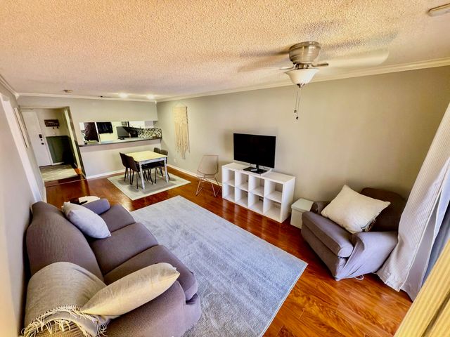 7610 Stirling Road 204c, Davie, FL 33024