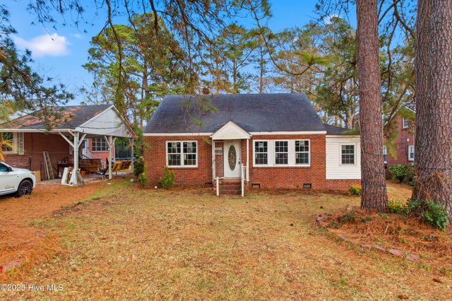 205 Roanoke Avenue, Plymouth, NC 27962