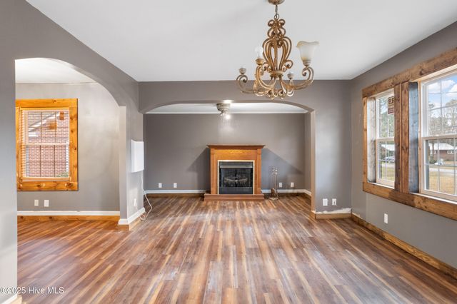 205 Roanoke Avenue, Plymouth, NC 27962