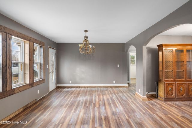 205 Roanoke Avenue, Plymouth, NC 27962