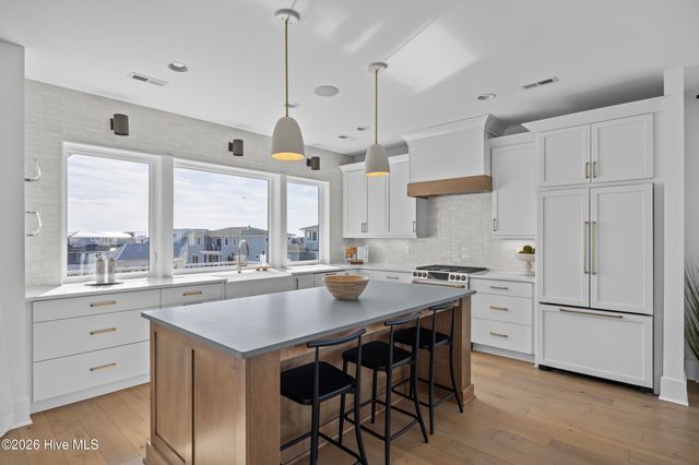 11 Amidships Lane, Hampstead, NC 28443