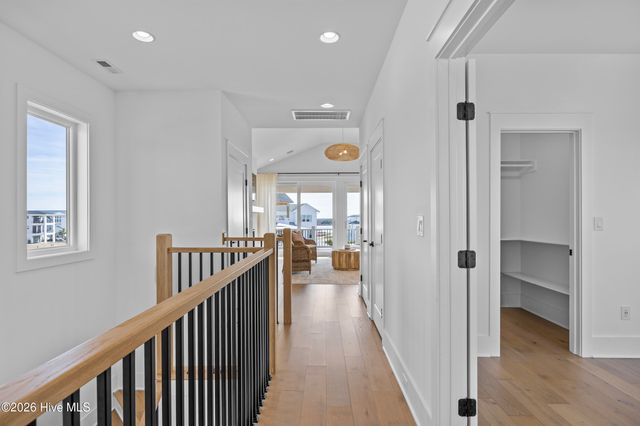 11 Amidships Lane, Hampstead, NC 28443