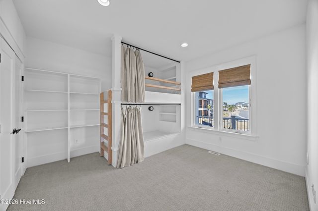 11 Amidships Lane, Hampstead, NC 28443