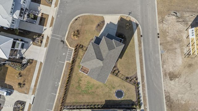 11 Amidships Lane, Hampstead, NC 28443