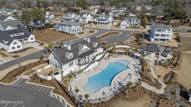 11 Amidships Lane, Hampstead, NC 28443