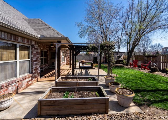 1904 Morter Place, Rogers, AR 72758