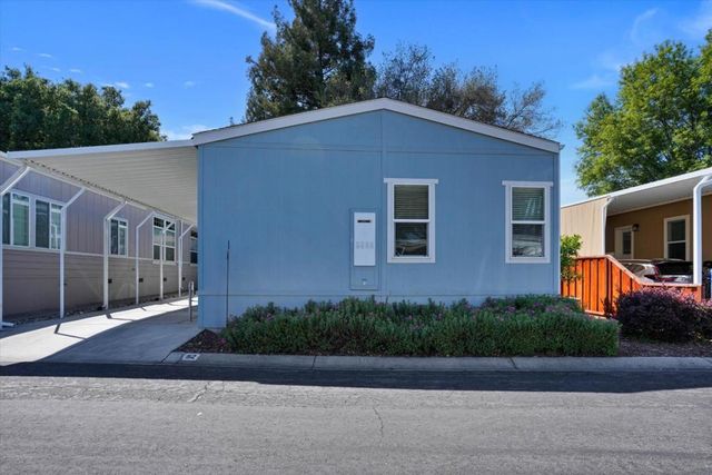 52 Palomar Real, Campbell, CA 95008