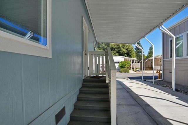 52 Palomar Real, Campbell, CA 95008