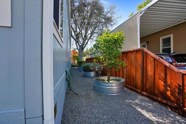52 Palomar Real, Campbell, CA 95008