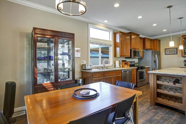 52 Palomar Real, Campbell, CA 95008