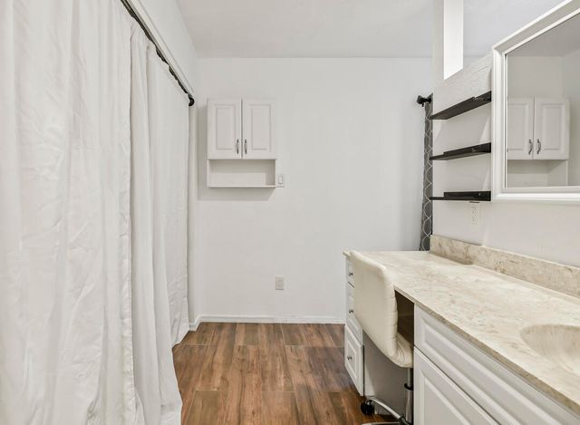 8121 Monterey East Avenue NE, Albuquerque, NM 87109