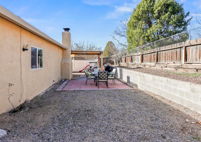 8121 Monterey East Avenue NE, Albuquerque, NM 87109