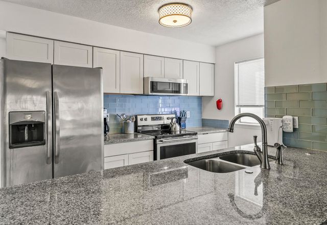 8121 Monterey East Avenue NE, Albuquerque, NM 87109