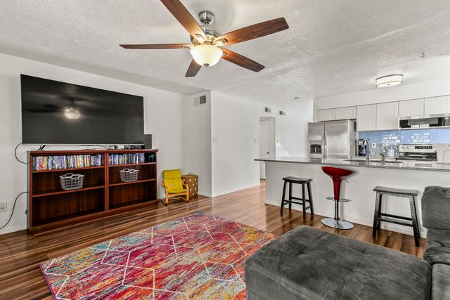 8121 Monterey East Avenue NE, Albuquerque, NM 87109