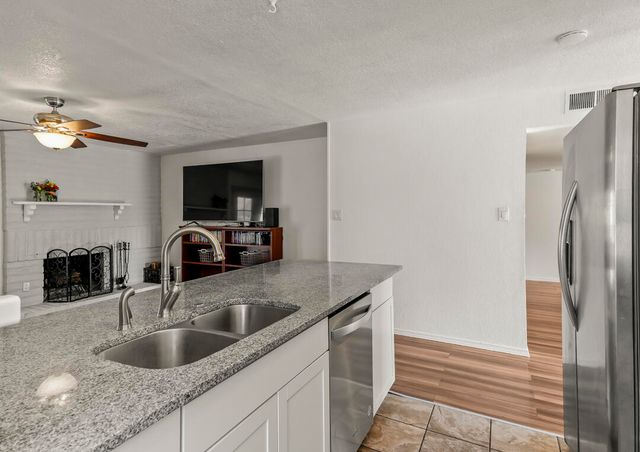 8121 Monterey East Avenue NE, Albuquerque, NM 87109