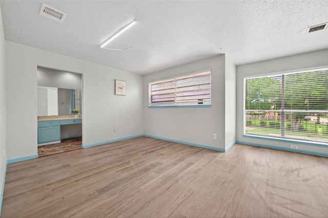 12317 Crest Lake Drive, Houston, TX 77072