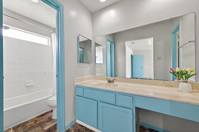 12317 Crest Lake Drive, Houston, TX 77072