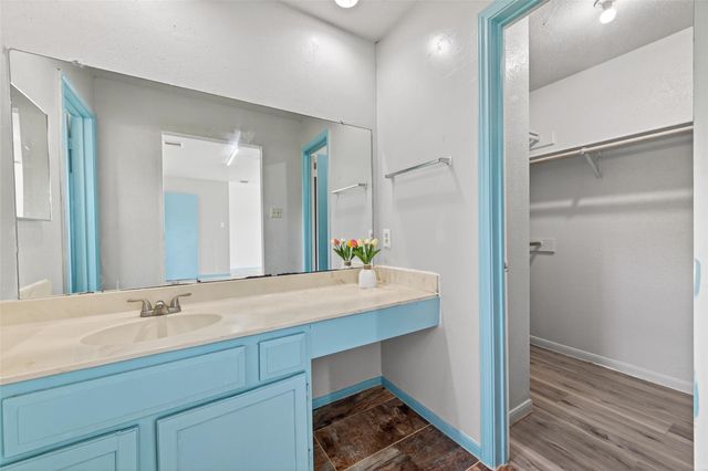 12317 Crest Lake Drive, Houston, TX 77072