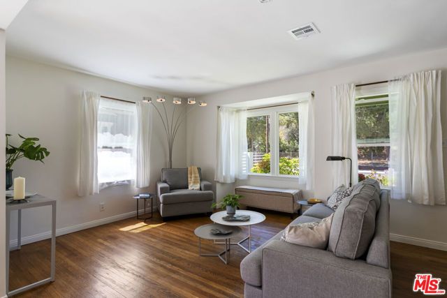 14142 Hortense Street, Los Angeles, CA 91423