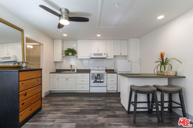 14142 Hortense Street, Los Angeles, CA 91423