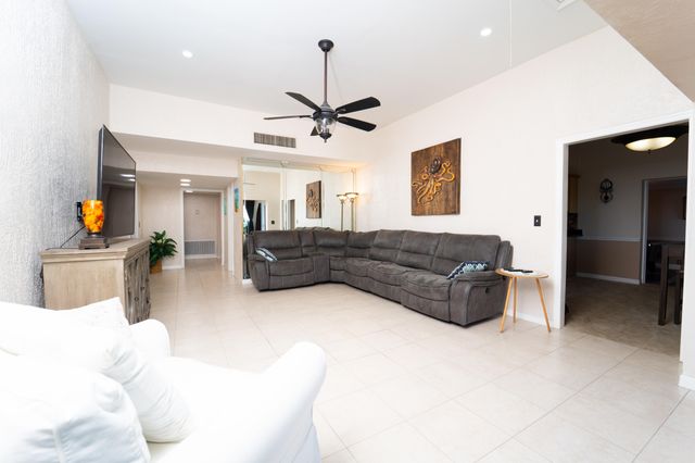 4751 S Indian River Drive, Fort Pierce, FL 34982