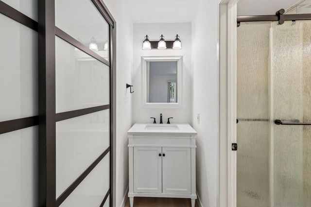 4600 Lamont St 204, San Diego, CA 92109