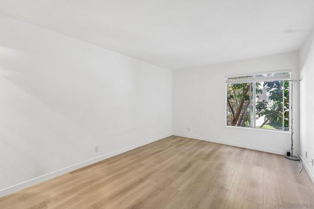 4600 Lamont St 204, San Diego, CA 92109