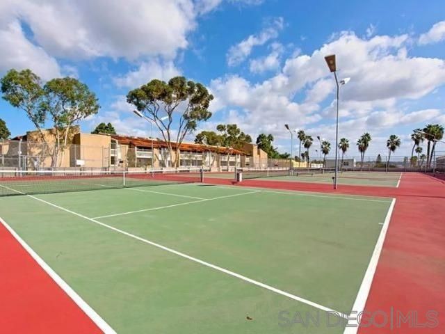 4600 Lamont St 204, San Diego, CA 92109