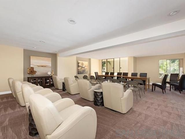 4600 Lamont St 204, San Diego, CA 92109