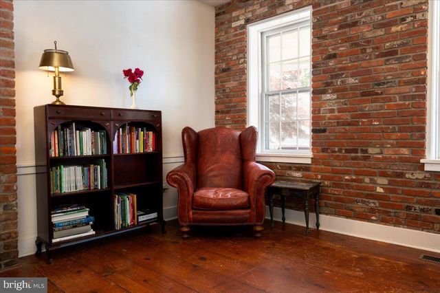 7121 MAIN ST, Queenstown, MD 21658