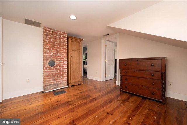 7121 MAIN ST, Queenstown, MD 21658