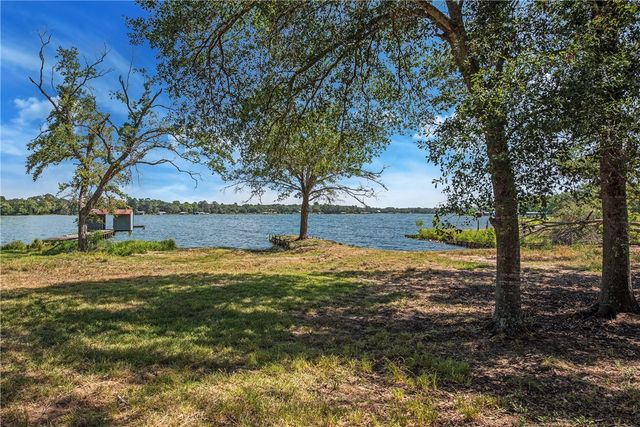 8787 Clyde Acord Road, Franklin, TX 77856