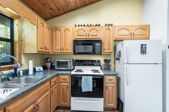 199 Piper Drive, Murphy, NC 28906