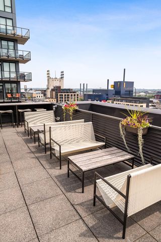 250 Park Avenue 305, Minneapolis, MN 55415