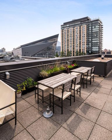 250 Park Avenue 305, Minneapolis, MN 55415